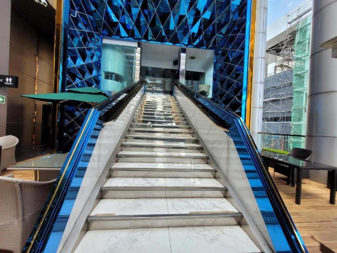 The Platinum Suites By Faced Kuala Lumpur Zewnętrze zdjęcie